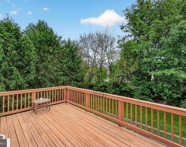 2572 Carrington Way - Photo Thumbnail 21