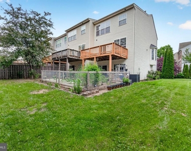 2572 Carrington Way - Photo Thumbnail 33