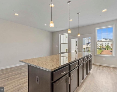 5907 Garden Walk Drive - Photo Thumbnail 13