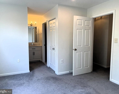 439 Terry Court - Photo Thumbnail 14