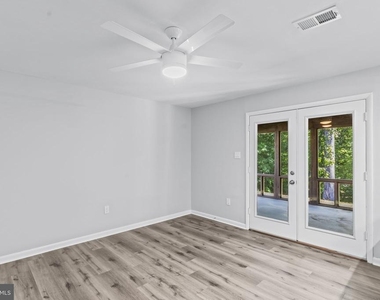2060 Red Spruce Court - Photo Thumbnail 13