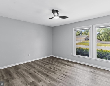2060 Red Spruce Court - Photo Thumbnail 21