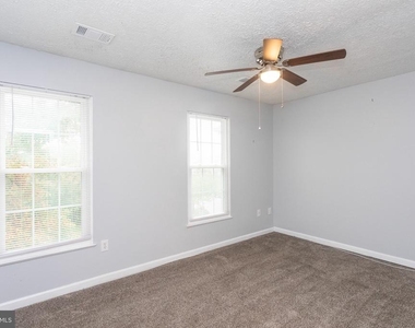 10 Blackfoot Ct - Photo Thumbnail 15