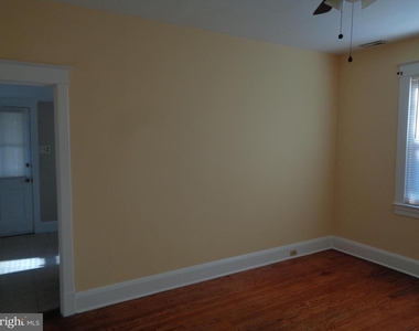 2800 Linwood - Photo Thumbnail 3