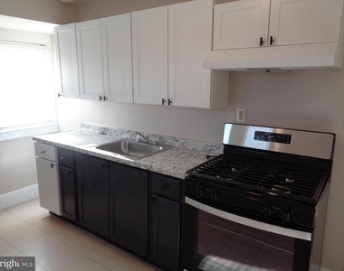 2800 Linwood - Photo Thumbnail 4