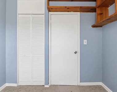 2612 Camberwell Court - Photo Thumbnail 8