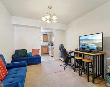 7206 Rutherford Green Circle - Photo Thumbnail 16