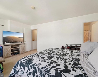 7206 Rutherford Green Circle - Photo Thumbnail 29