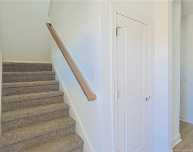 145 Easy Street - Photo Thumbnail 10