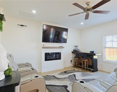 145 Easy Street - Photo Thumbnail 5