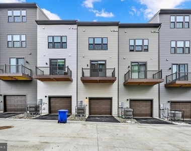 815 Lennox Street - Photo Thumbnail 24