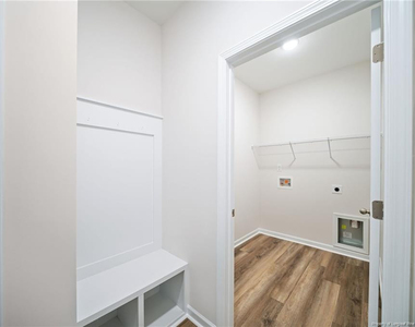 4052 Lofton Street - Photo Thumbnail 8