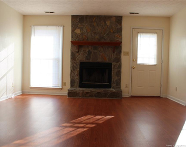 7805 Gallant Ridge Drive - Photo Thumbnail 3