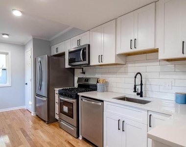 304 S Wolfe Street - Photo Thumbnail 5