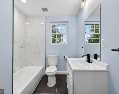 5306 Ethelbert Avenue - Photo Thumbnail 18