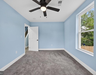 5306 Ethelbert Avenue - Photo Thumbnail 15