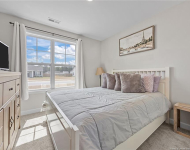 157 Presley Street - Photo Thumbnail 9