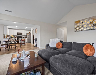 157 Presley Street - Photo Thumbnail 25