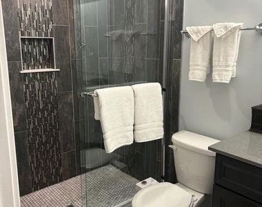 17 N East Avenue - Photo Thumbnail 12