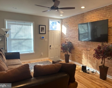 17 N East Avenue - Photo Thumbnail 2