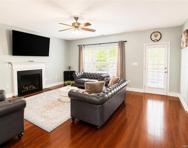 3541 Castlefield Lane - Photo Thumbnail 3