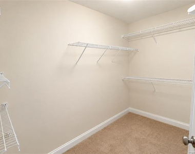 3541 Castlefield Lane - Photo Thumbnail 9