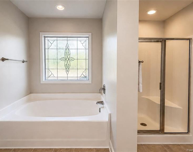 3541 Castlefield Lane - Photo Thumbnail 8