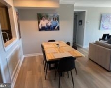 7044 Harbour Village Court - Photo Thumbnail 9