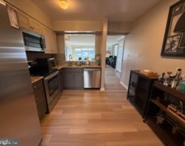 7044 Harbour Village Court - Photo Thumbnail 11