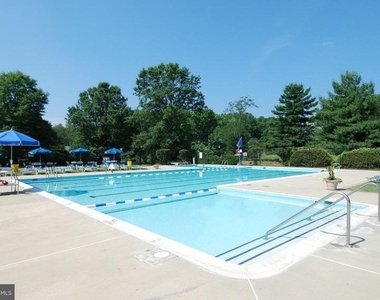 93 Great Lake Drive - Photo Thumbnail 21