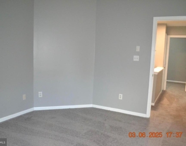 1302 Hill Born Drive - Photo Thumbnail 13