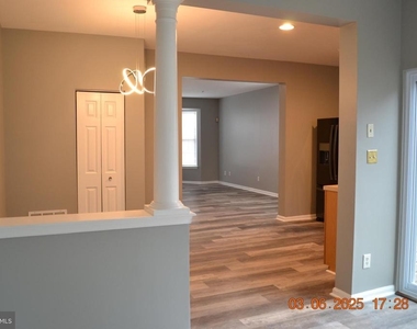 1302 Hill Born Drive - Photo Thumbnail 8