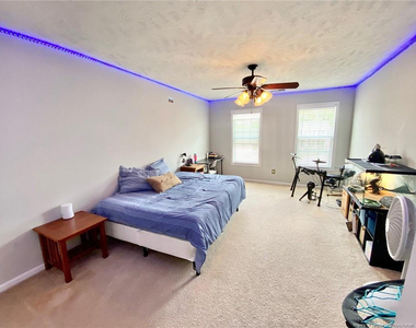3705 Lockerbie Court - Photo Thumbnail 32