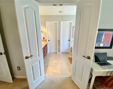 3705 Lockerbie Court - Photo Thumbnail 17