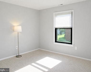 108 Mountain Road - Photo Thumbnail 12