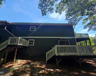 902 W Chatham Street - Photo Thumbnail 11