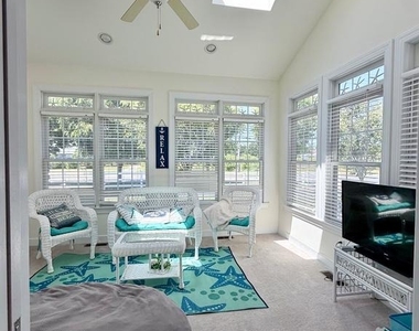 38404 Grand Avenue - Photo Thumbnail 4