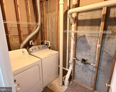 68 Alexis Drive - Photo Thumbnail 13