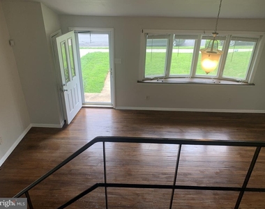 163 Wiltshire Road - Photo Thumbnail 4