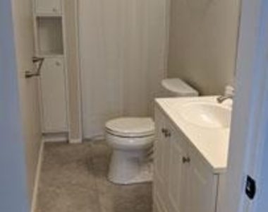 166 S Dupont Highway - Photo Thumbnail 9
