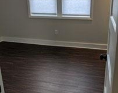 166 S Dupont Highway - Photo Thumbnail 8