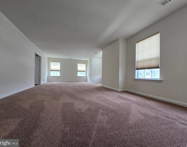 173 Heartleaf Lane - Photo Thumbnail 11