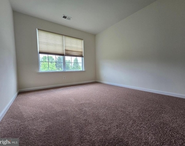 173 Heartleaf Lane - Photo Thumbnail 21