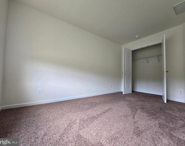 173 Heartleaf Lane - Photo Thumbnail 23