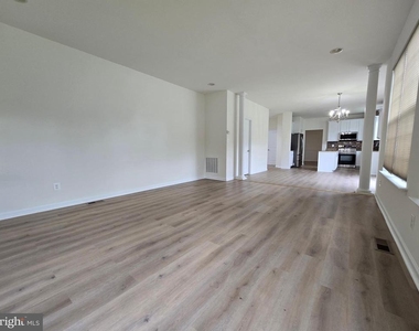 173 Heartleaf Lane - Photo Thumbnail 54