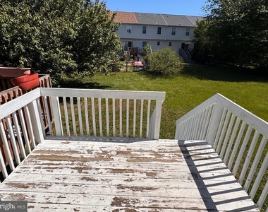 658 Dairy Drive - Photo Thumbnail 6