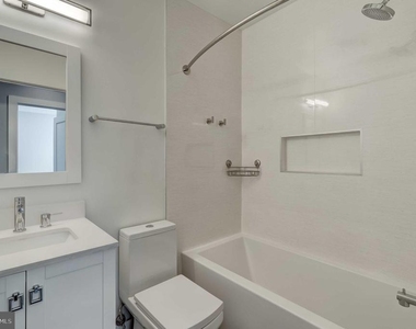 1605 F Street Ne - Photo Thumbnail 17