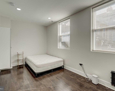 1605 F Street Ne - Photo Thumbnail 11