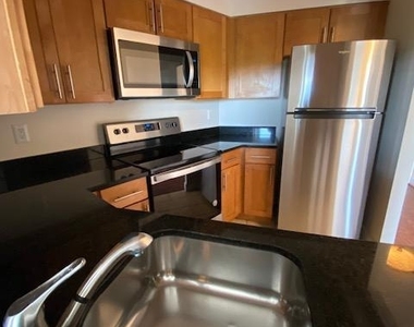 3401 38th Street Nw - Photo Thumbnail 6