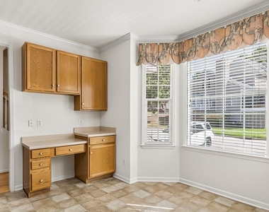 304 Nottinghill Walk - Photo Thumbnail 3